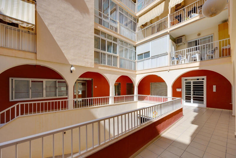 1 bedroom Apartment for sale