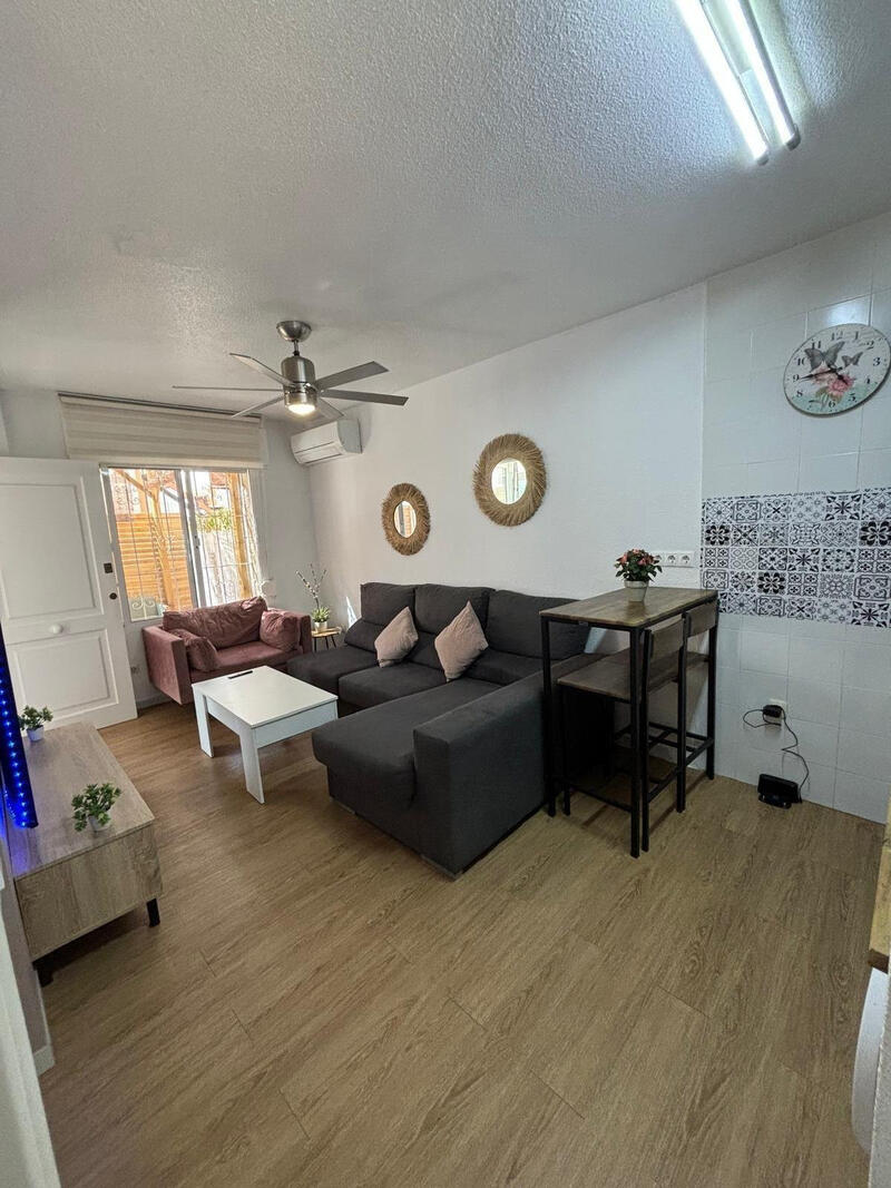 Villa till salu i Torrevieja, Alicante