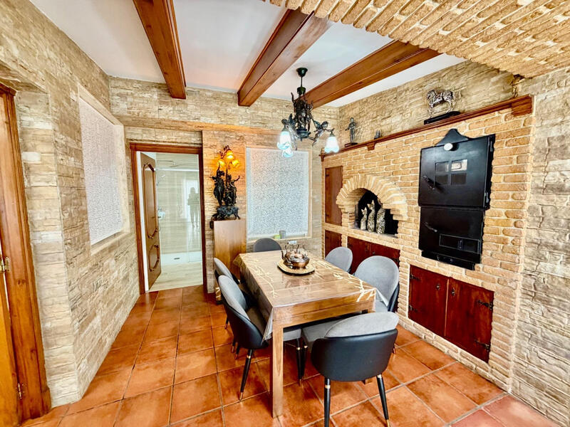 4 slaapkamer Villa Te koop