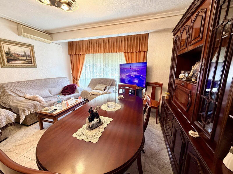 6 chambre Appartement à vendre