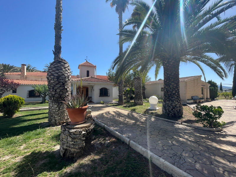 Деревенский Дом продается в Elda, Alicante