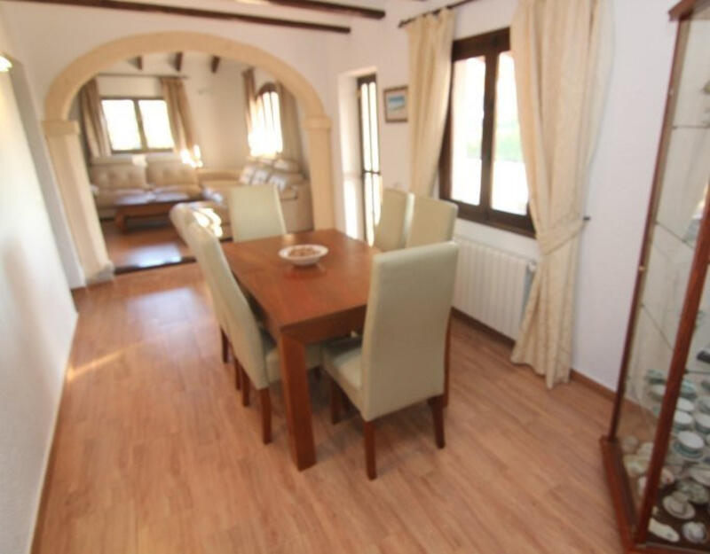 5 bedroom Villa for sale