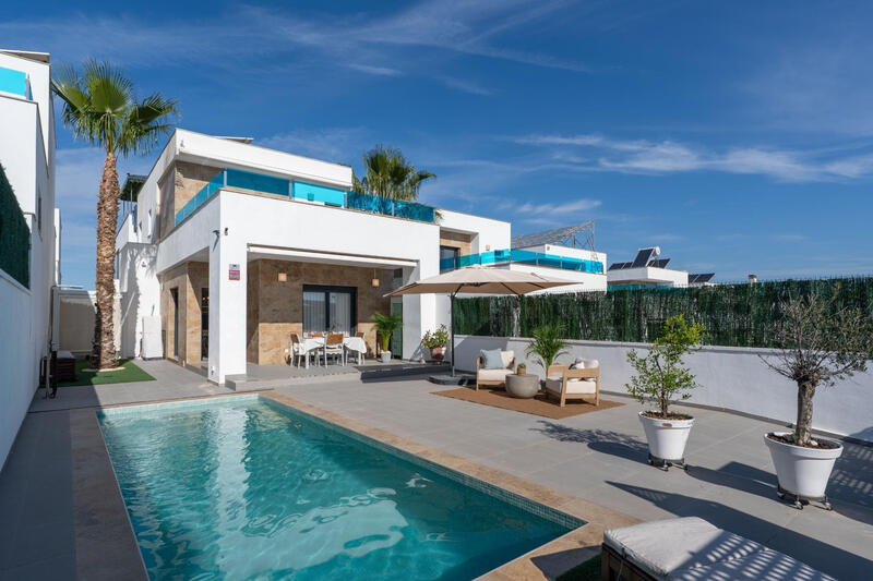 3 bedroom Villa for sale