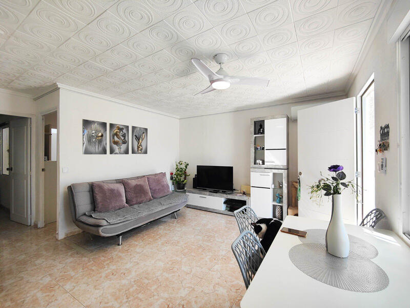 2 bedroom Townhouse for sale
