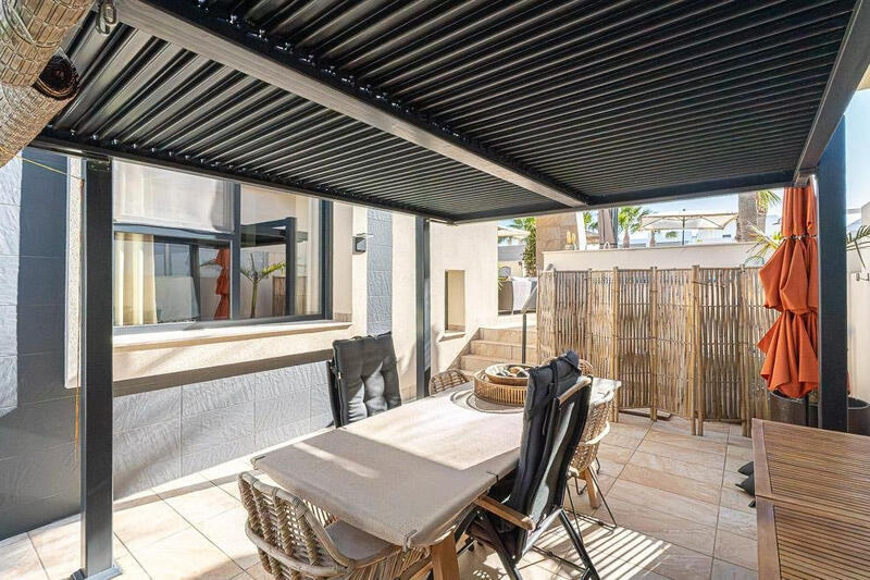 4 bedroom Villa for sale