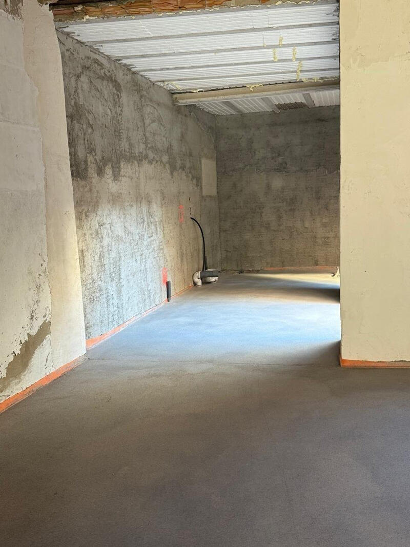 4 bedroom Apartment for sale