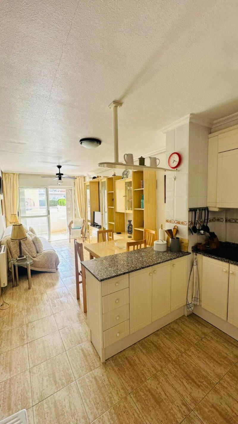 2 slaapkamer Appartement Te koop