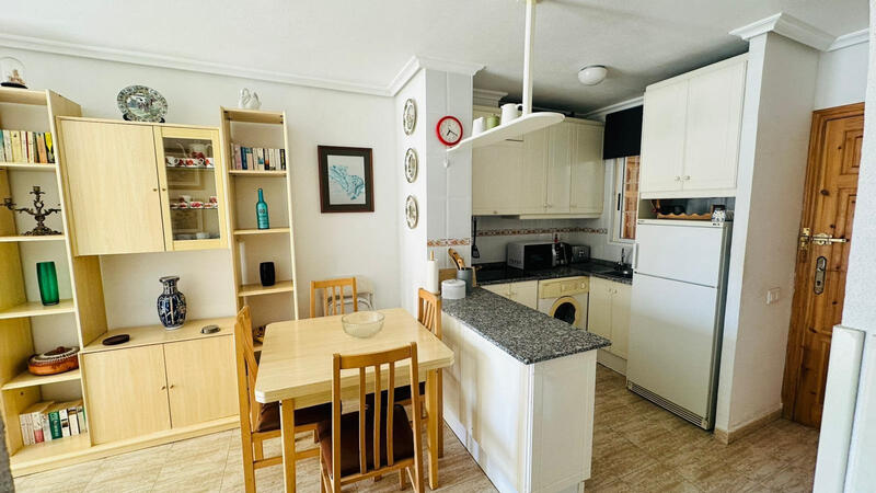 2 slaapkamer Appartement Te koop