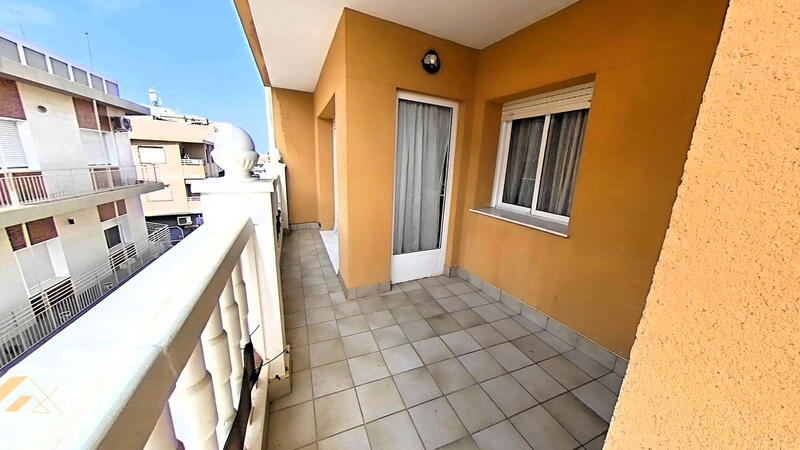4 bedroom Apartment for sale
