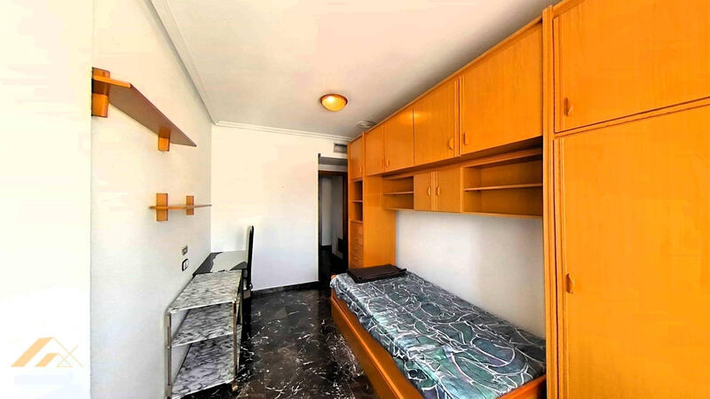 4 bedroom Apartment for sale