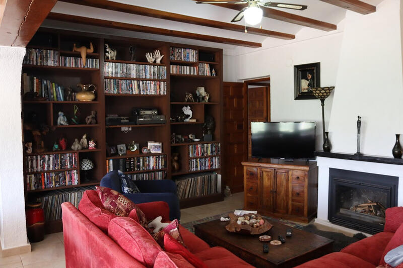 4 bedroom Villa for sale