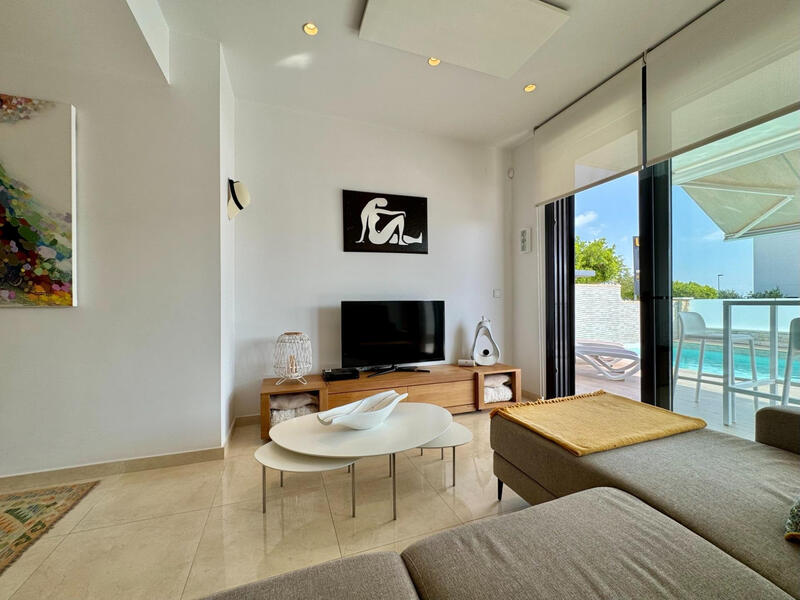 3 Cuarto Villa en venta