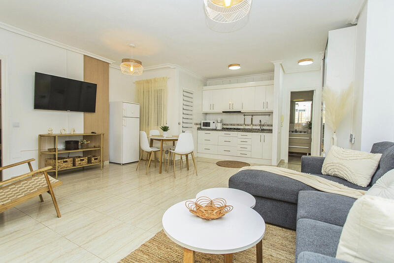 Appartement voor lange termijn huur in Torrevieja, Alicante