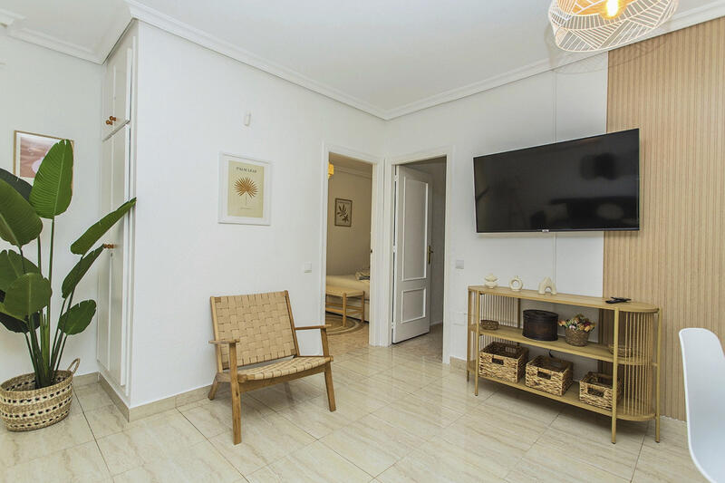 2 slaapkamer Appartement voor lange termijn huur