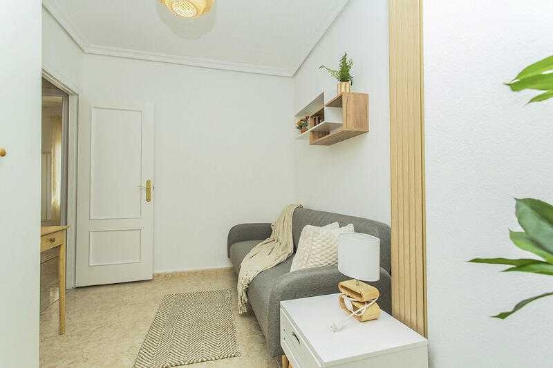 2 slaapkamer Appartement voor lange termijn huur