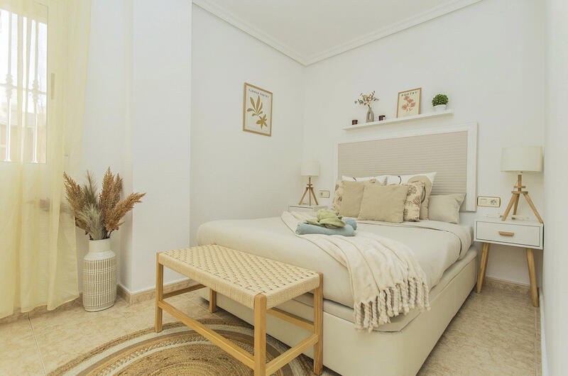 2 slaapkamer Appartement voor lange termijn huur