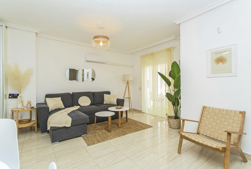 2 slaapkamer Appartement voor lange termijn huur
