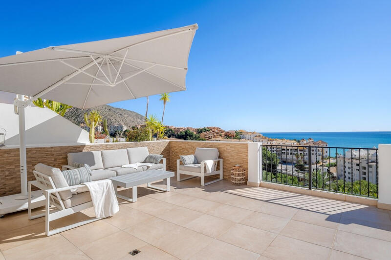 3 bedroom Apartment for sale