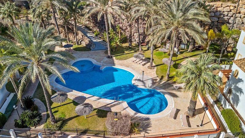 3 bedroom Apartment for sale