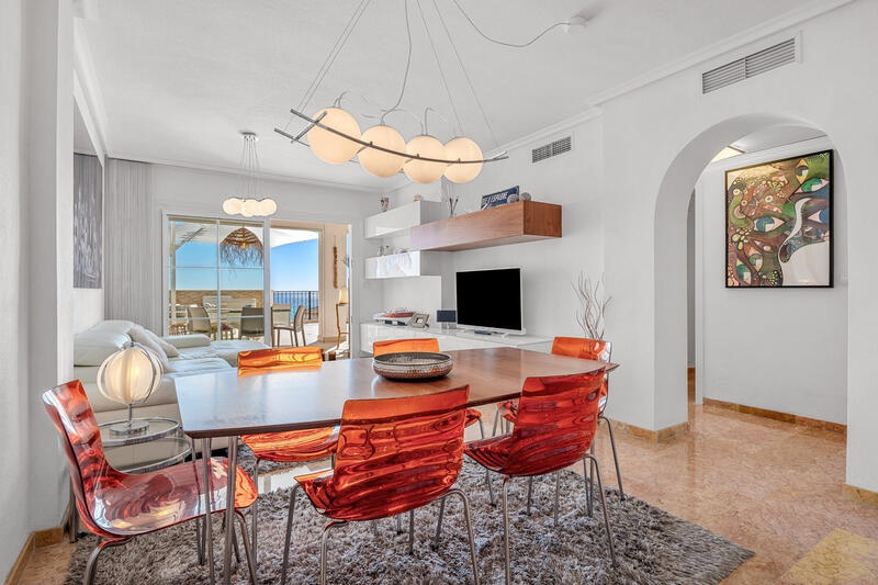 3 bedroom Apartment for sale