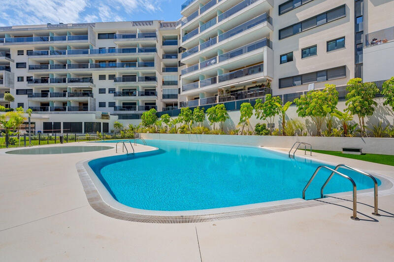 квартира продается в Dehesa de Campoamor, Alicante