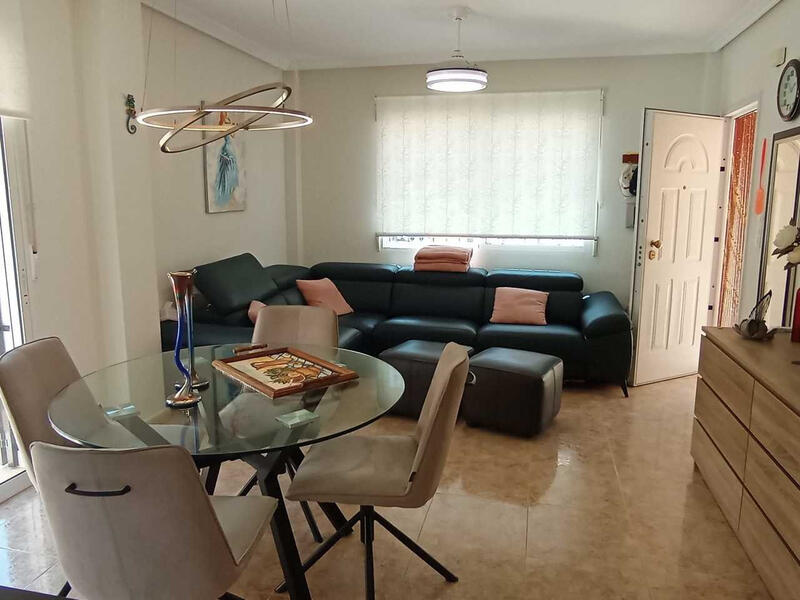 3 Cuarto Adosado en venta