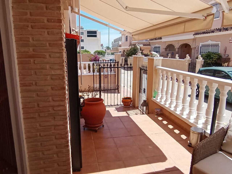 3 Cuarto Adosado en venta