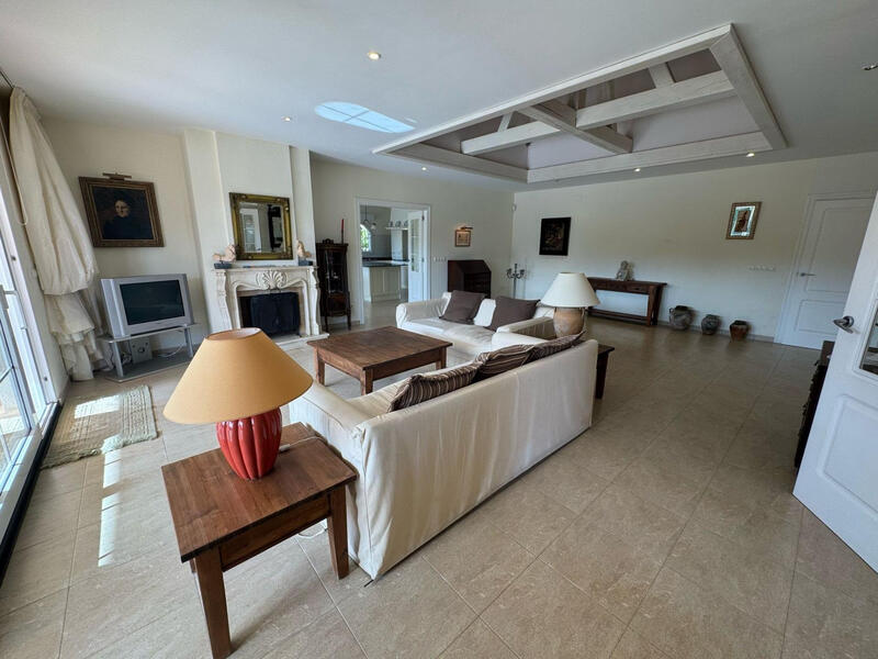 4 slaapkamer Villa Te koop