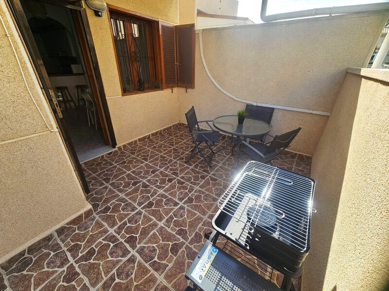 2 Cuarto Villa en venta