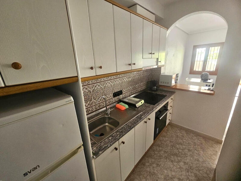 2 Cuarto Villa en venta