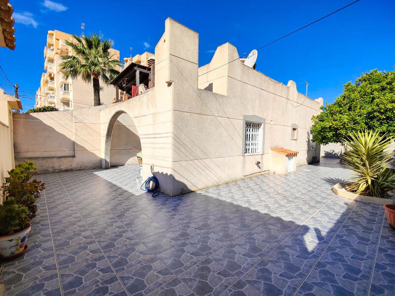 Byhus til salg i Torrevieja, Alicante