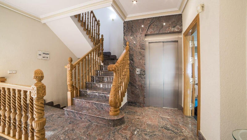 5 Cuarto Adosado en venta
