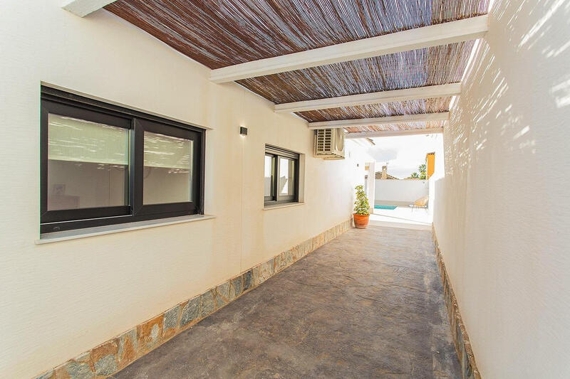 2 bedroom Townhouse for sale 2 bedroom Townhouse for sale