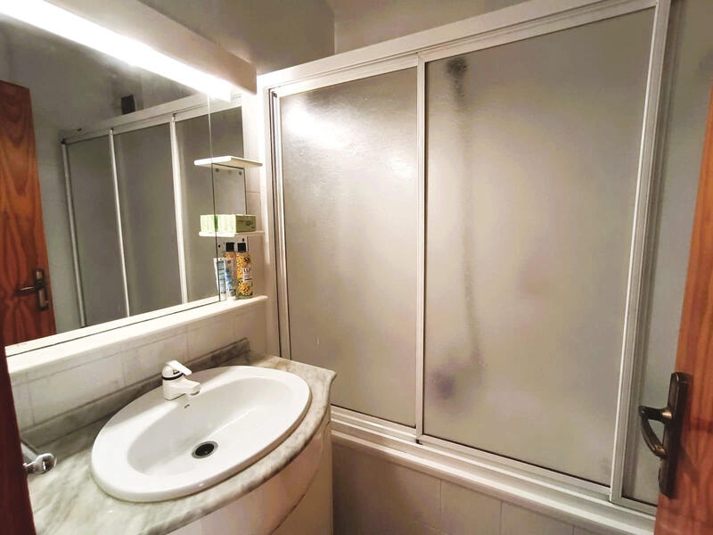 2 Cuarto Villa en venta