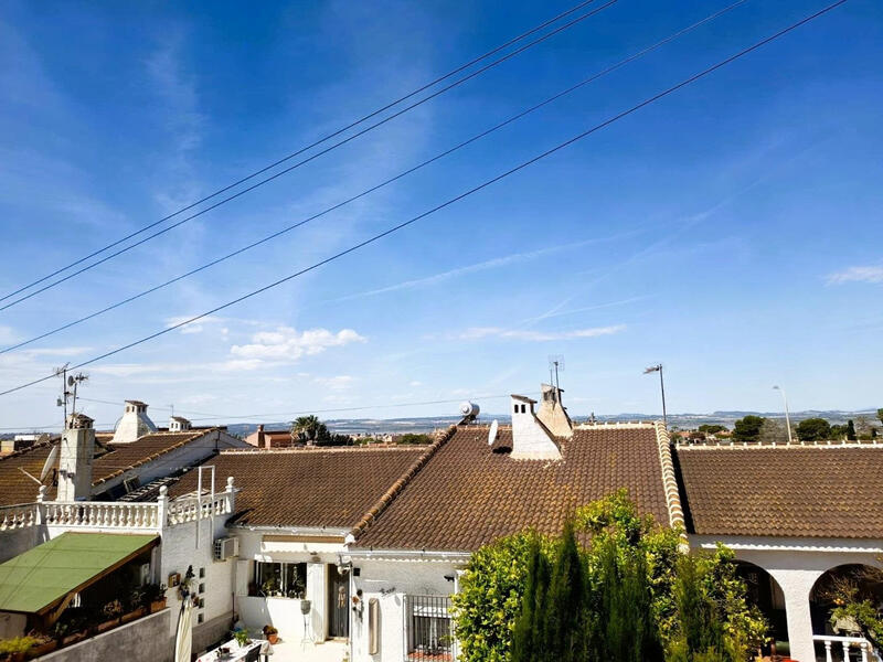 2 Cuarto Villa en venta