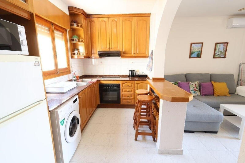 2 Cuarto Villa en venta