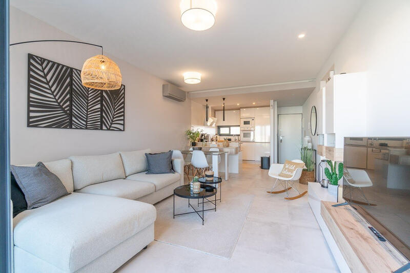 2 bedroom Apartment for sale