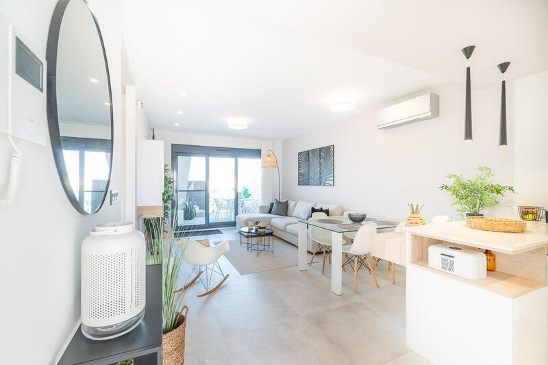 2 bedroom Apartment for sale