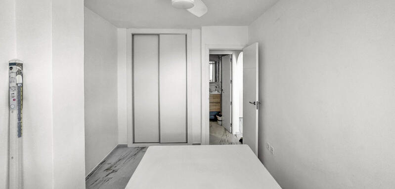 1 bedroom Apartment for sale