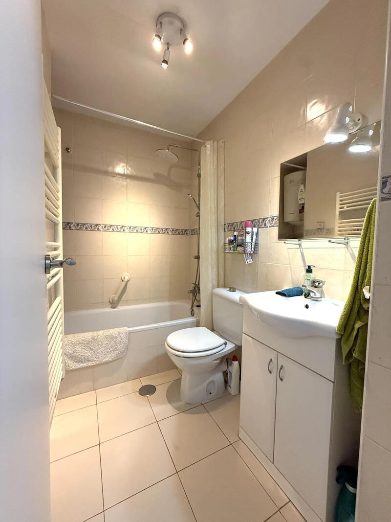 1 bedroom Apartment for sale