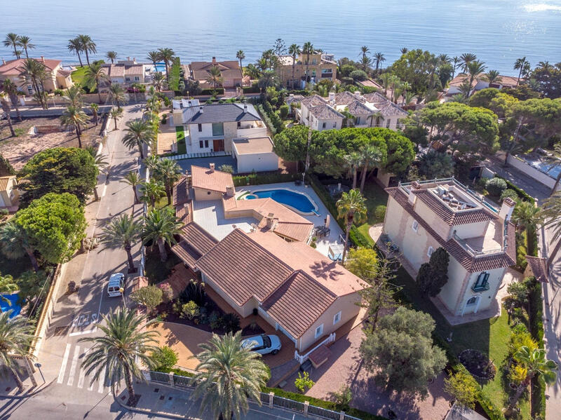 3 bedroom Villa for sale in Cabo Roig, Alicante