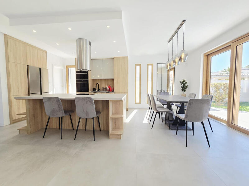 3 bedroom Villa for sale