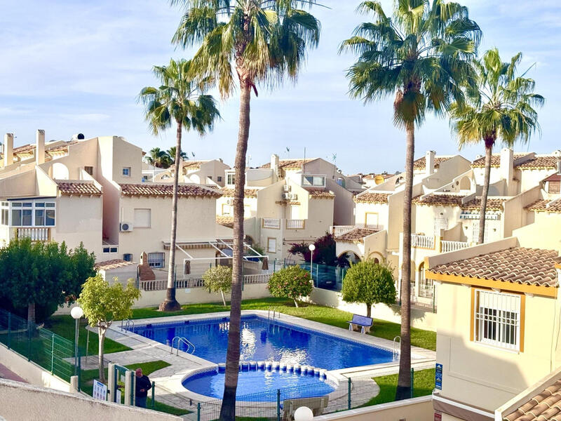 5 Cuarto Adosado en venta