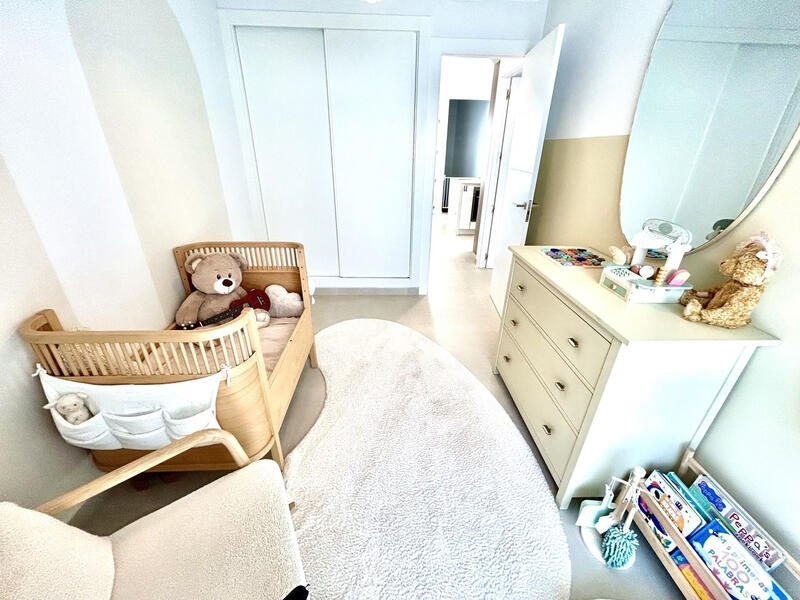 4 Cuarto Villa en venta