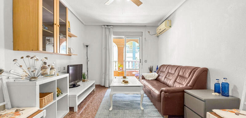 2 спальная комната квартира продается в Torrevieja, Alicante