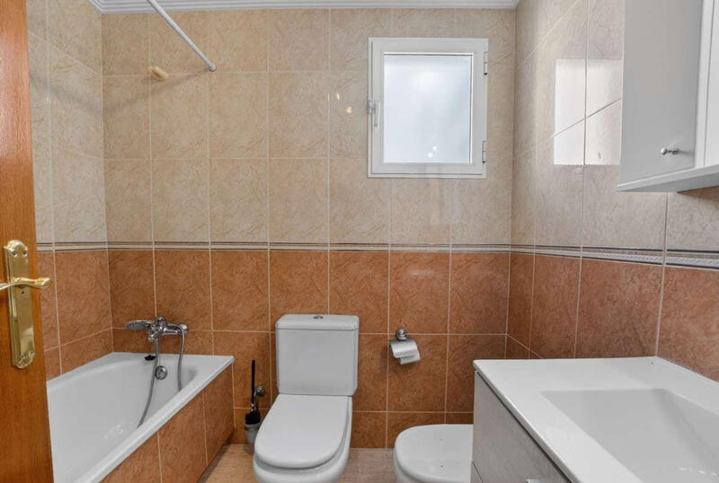 3 slaapkamer Appartement Te koop 3 slaapkamer Appartement Te koop