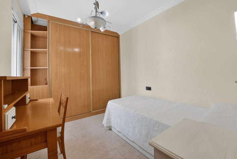3 slaapkamer Appartement Te koop 3 slaapkamer Appartement Te koop
