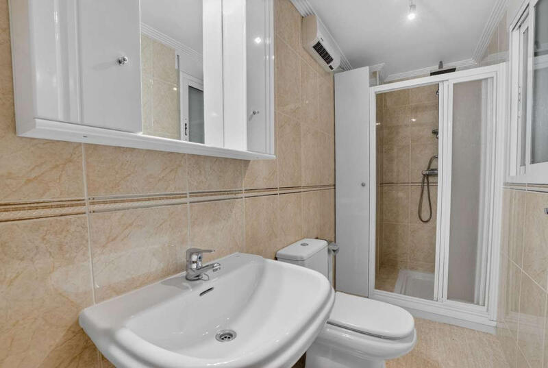 3 slaapkamer Appartement Te koop 3 slaapkamer Appartement Te koop