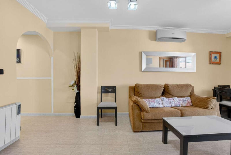 3 slaapkamer Appartement Te koop 3 slaapkamer Appartement Te koop