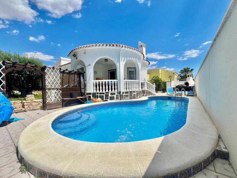 вилла продается в Orihuela Costa, Alicante